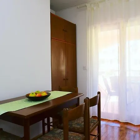 Apartahotel Zdjelar 3*