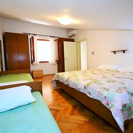 Zdjelar Poreč
