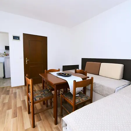 Zdjelar Apartahotel Poreč